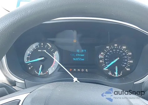 2013 Ford Fusion S z USA, uszkodzony, nr VIN 3FA6P0G78DR148823